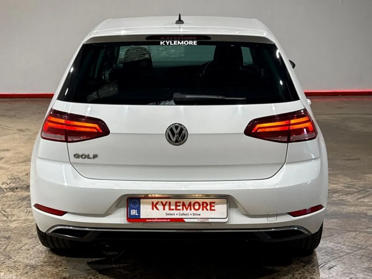Volkswagen Golf Hatchback, Petrol, 2019, White
