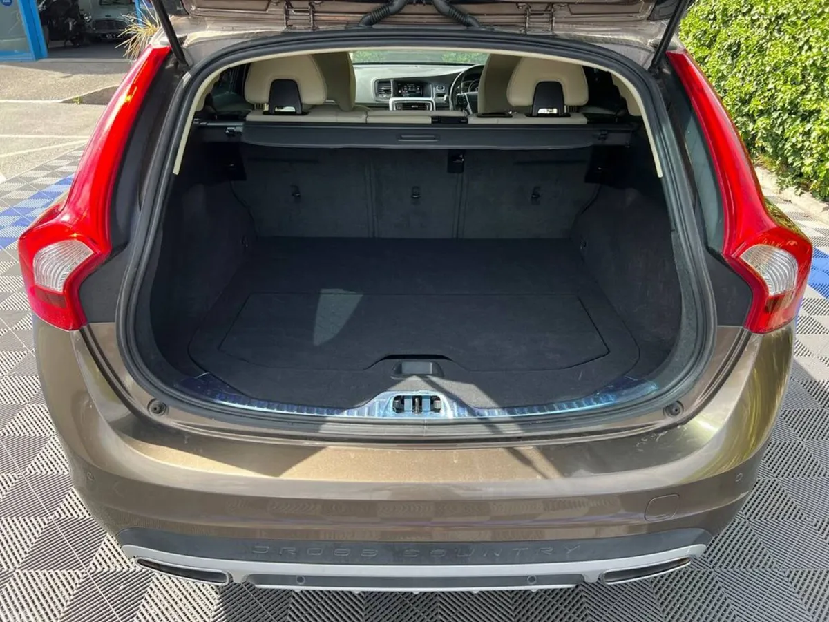 Volvo V60 Estate, Diesel, 2018, Brown