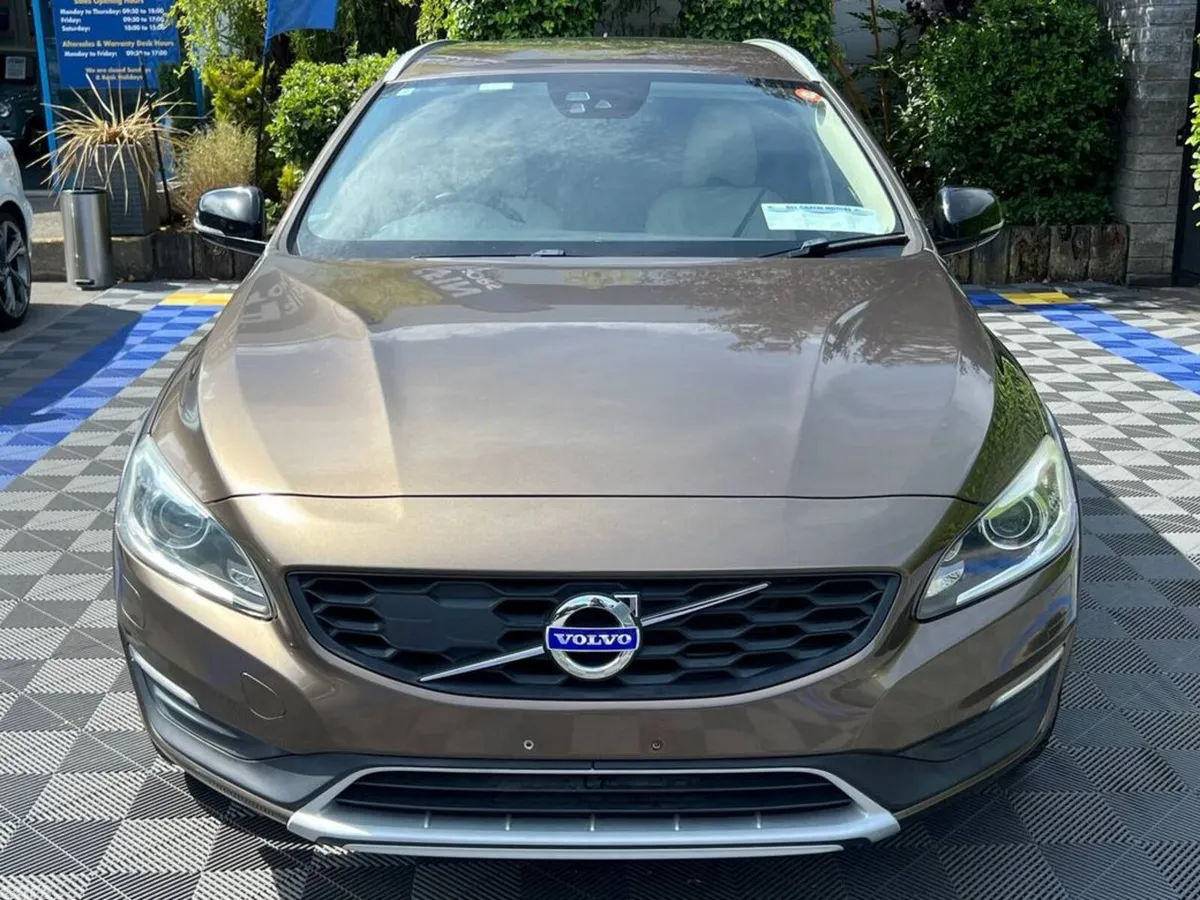 Volvo V60 Estate, Diesel, 2018, Brown