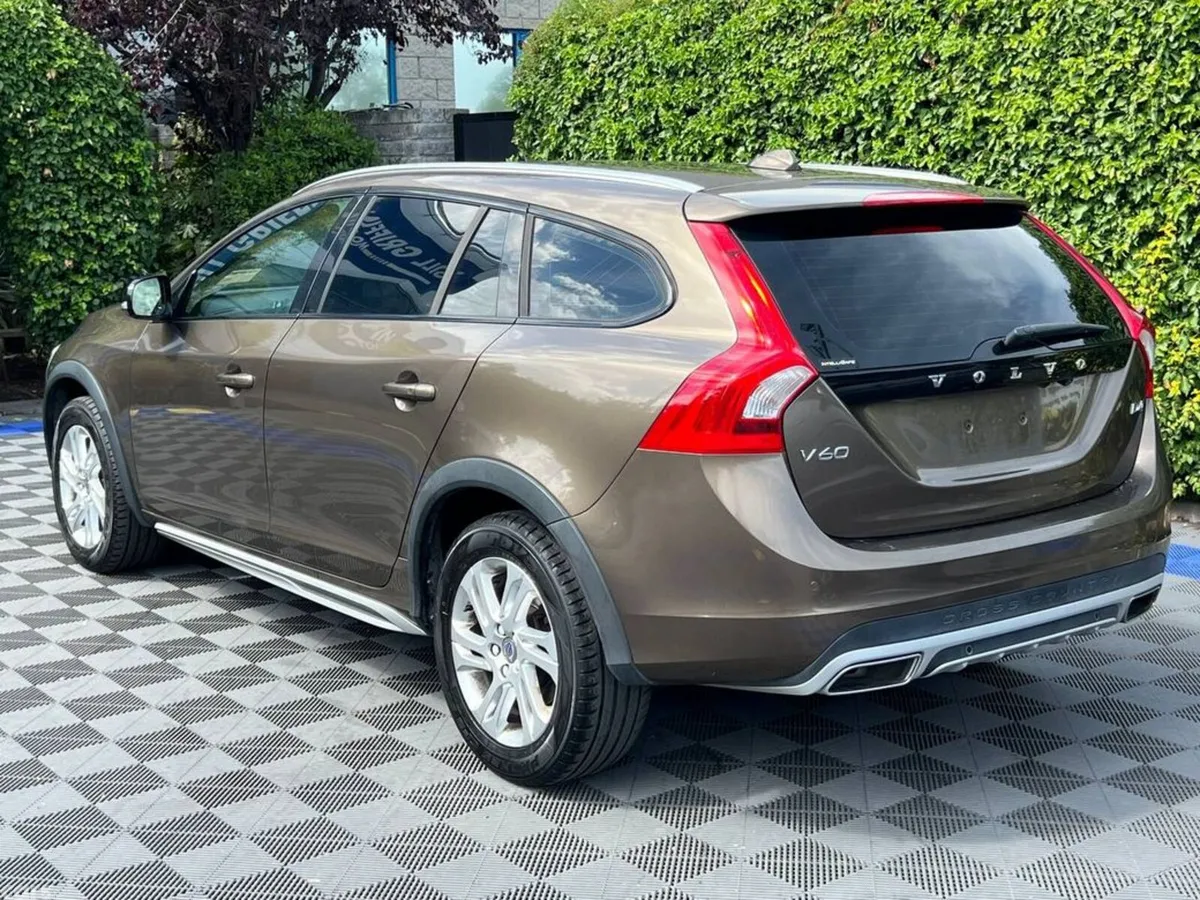 Volvo V60 Estate, Diesel, 2018, Brown