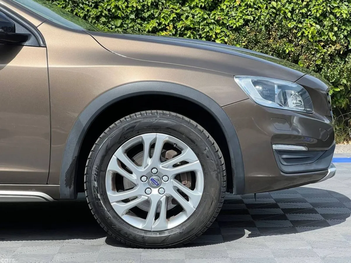Volvo V60 Estate, Diesel, 2018, Brown