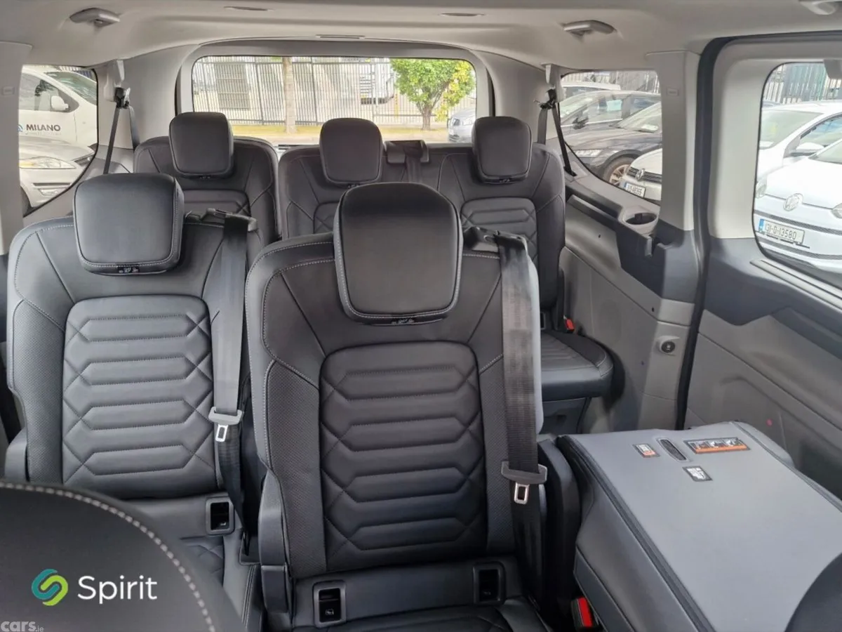 Ford Tourneo Custom MPV, Diesel, 2026, Black