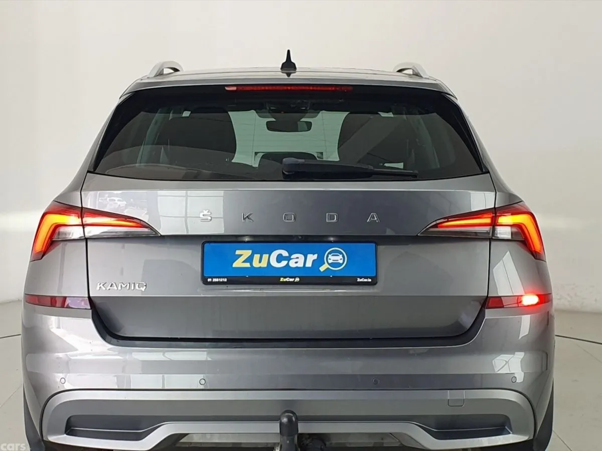 Skoda Kamiq Hatchback, Petrol, 2022, Grey