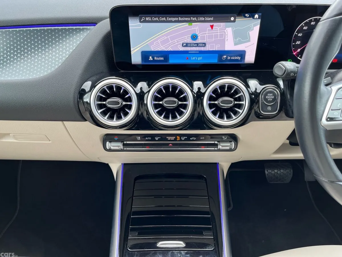 Mercedes-Benz GLA SUV, Diesel, 2024, Silver