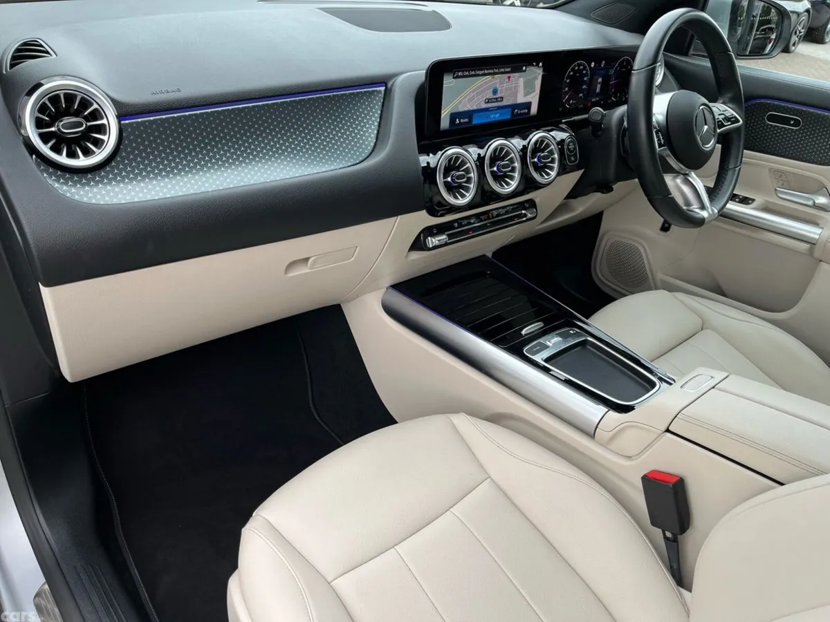 Mercedes-Benz GLA SUV, Diesel, 2024, Silver