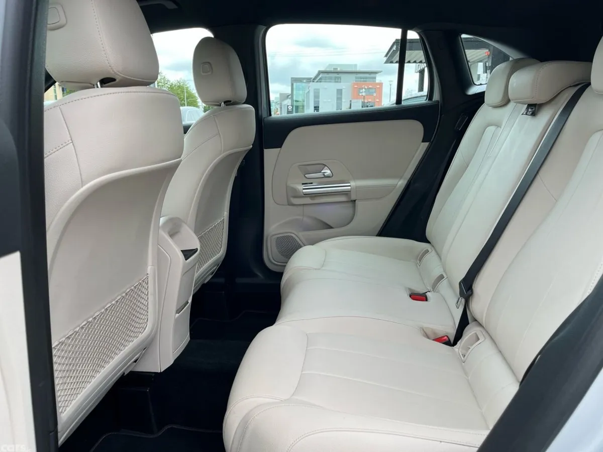 Mercedes-Benz GLA SUV, Diesel, 2024, Silver