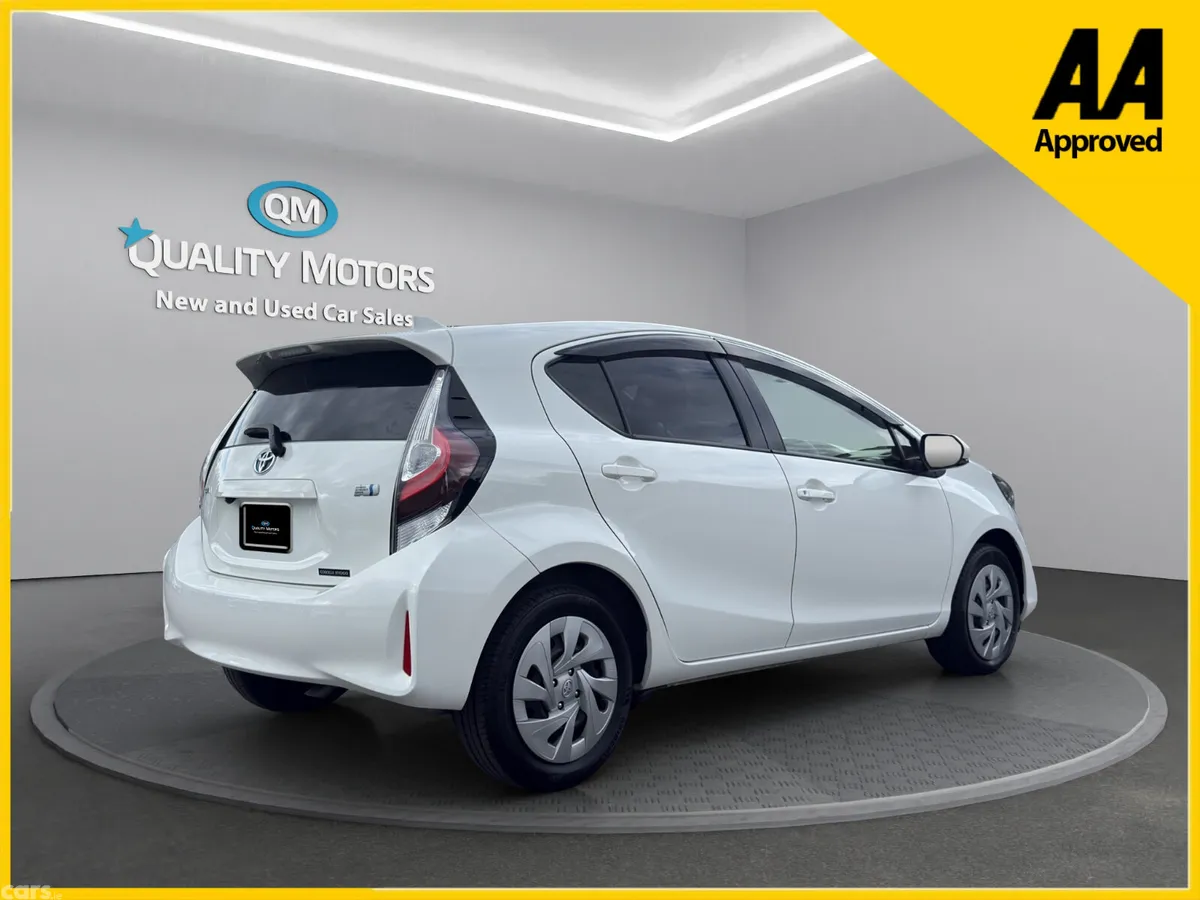 Toyota Aqua Hatchback, Petrol Hybrid, 2021, White