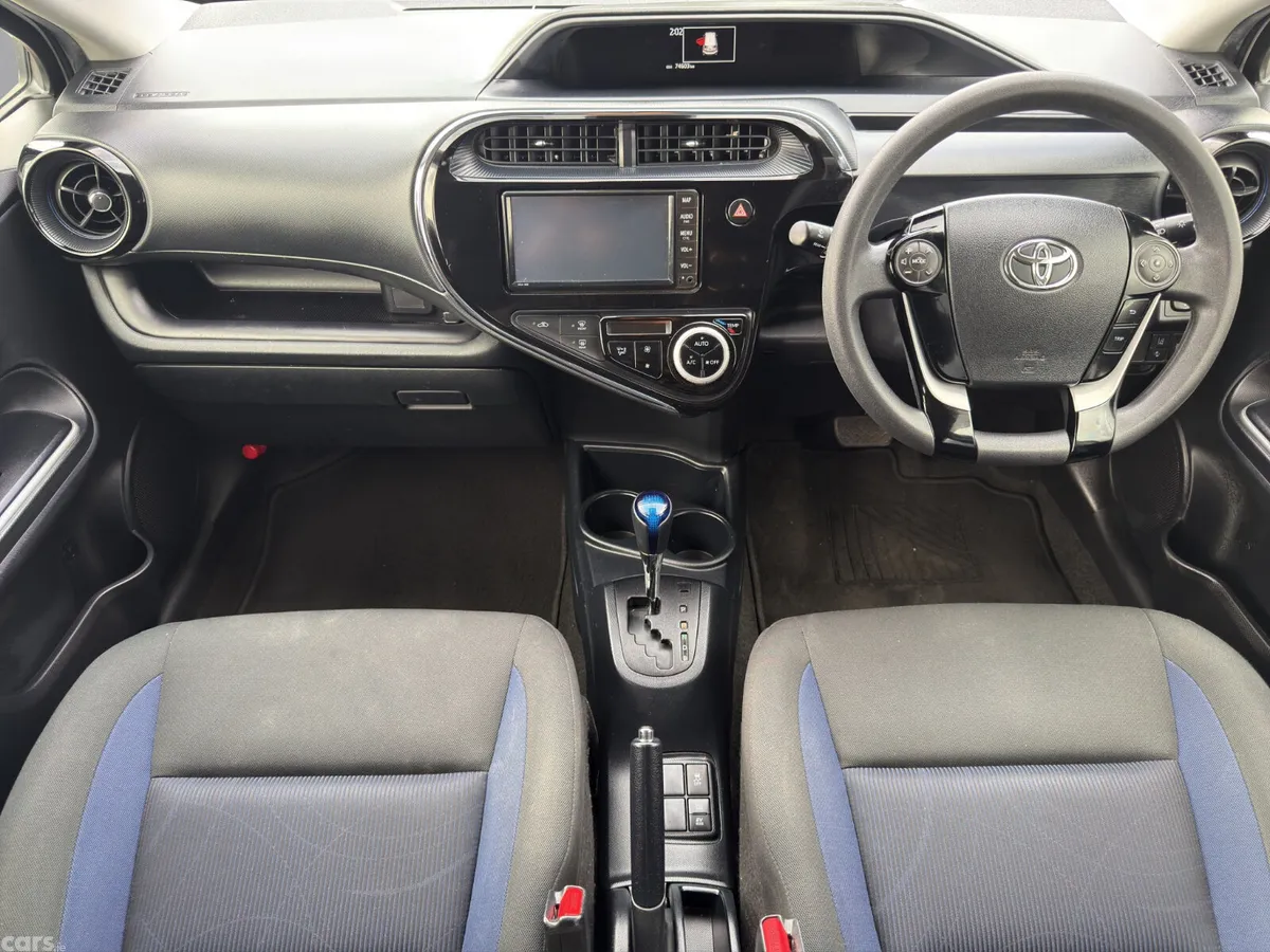 Toyota Aqua Hatchback, Petrol Hybrid, 2021, White