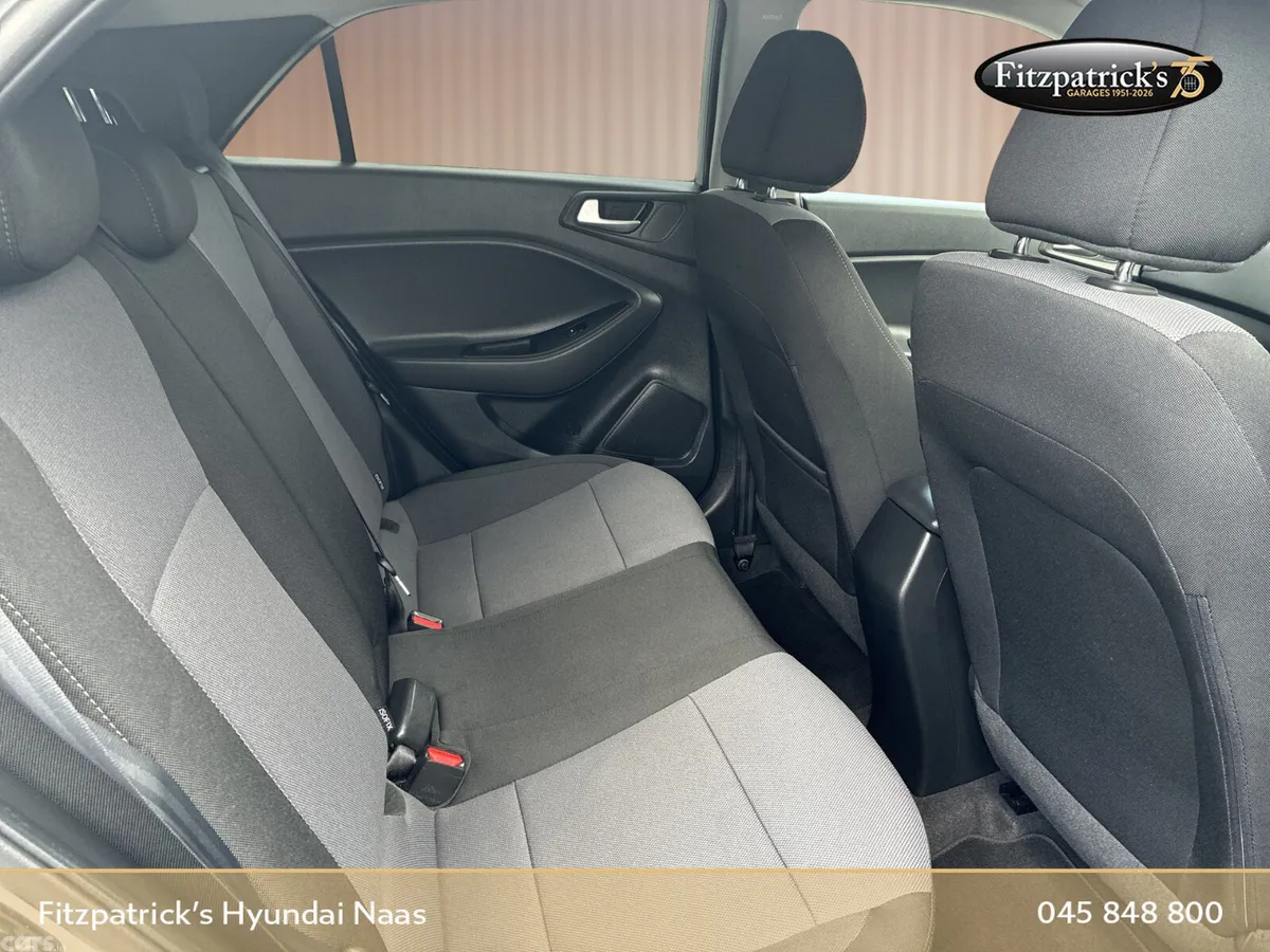 Hyundai i20 Hatchback, Petrol, 2020, Grey