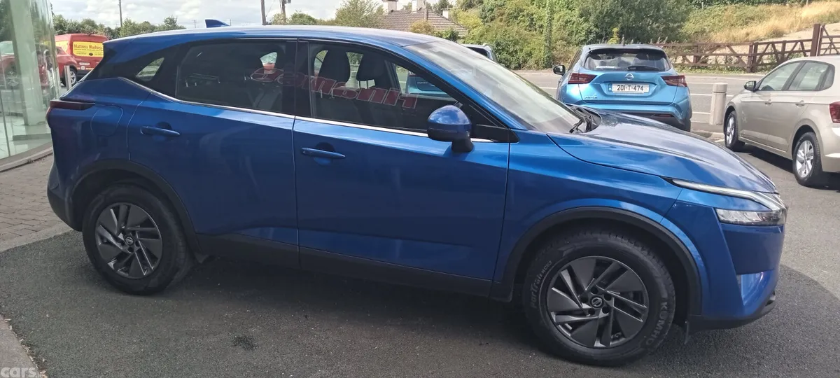 Nissan Qashqai MPV, Petrol, 2022, Blue