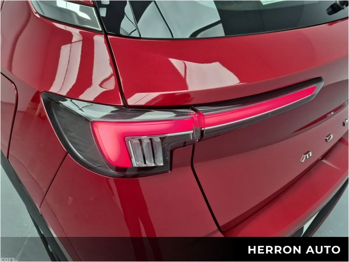 Opel Mokka SUV, Petrol, 2021, Red