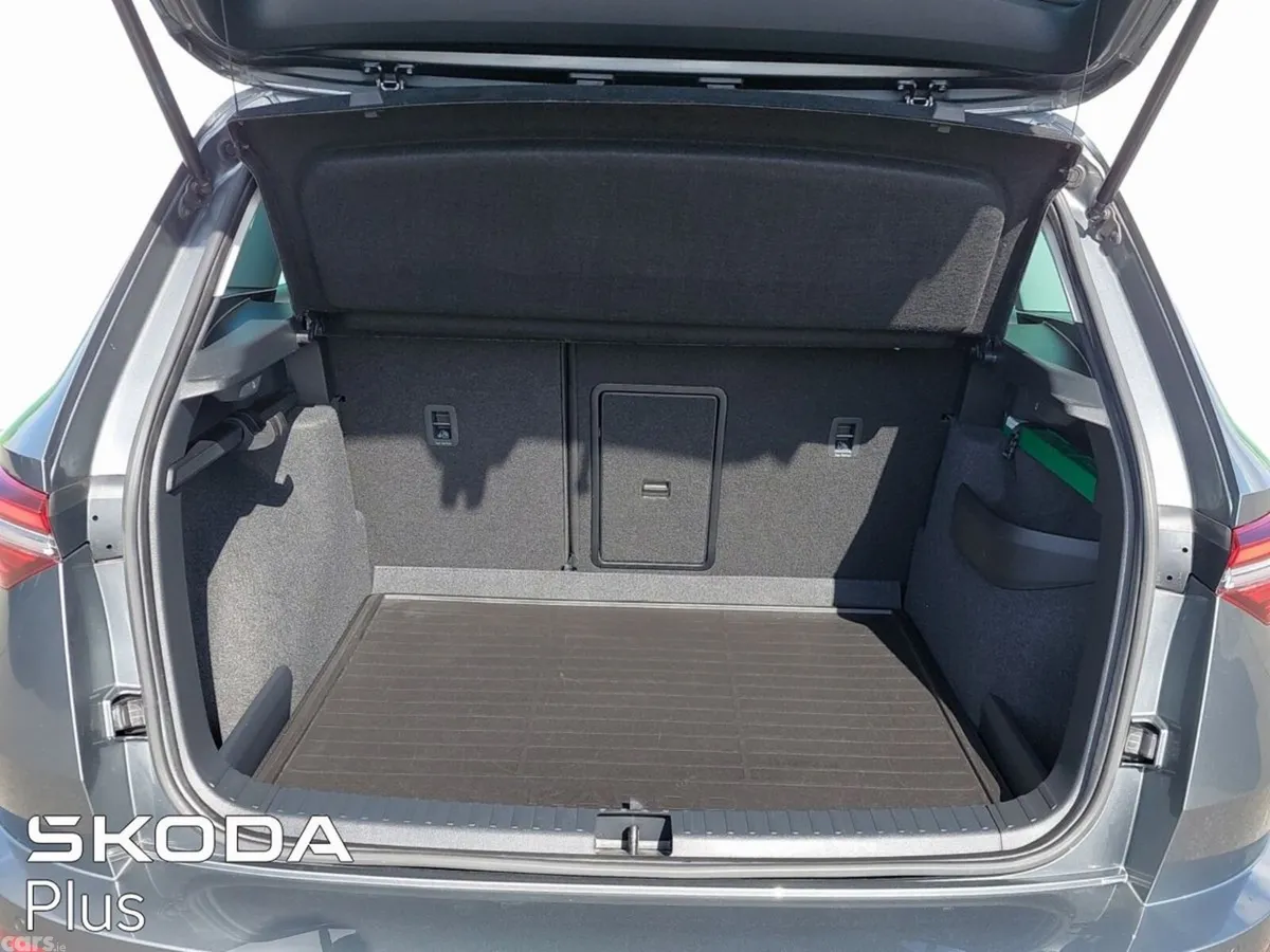 Skoda Karoq SUV, Diesel, 2024, Grey
