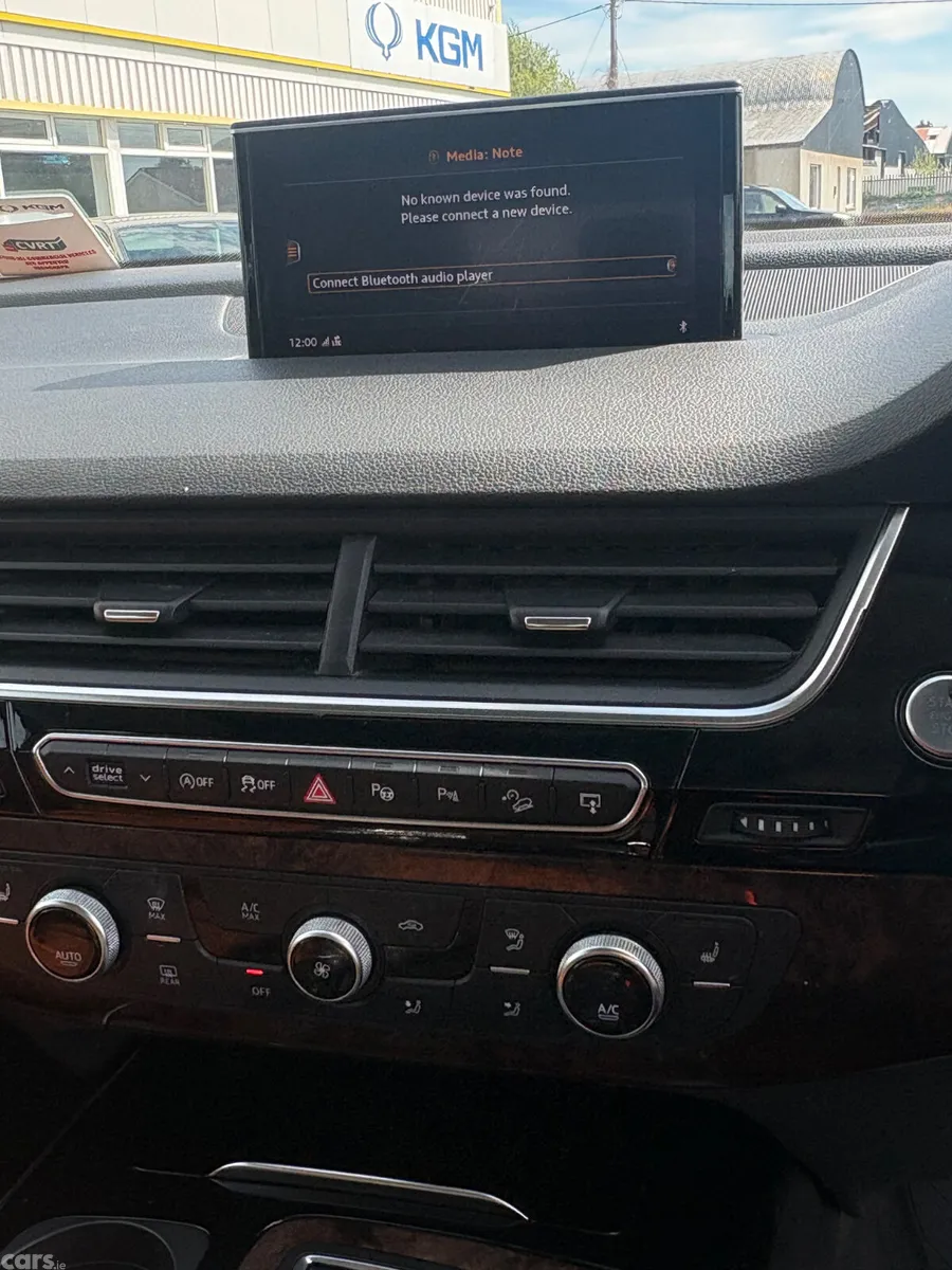 Audi Q7 SUV, Diesel, 2016, Red