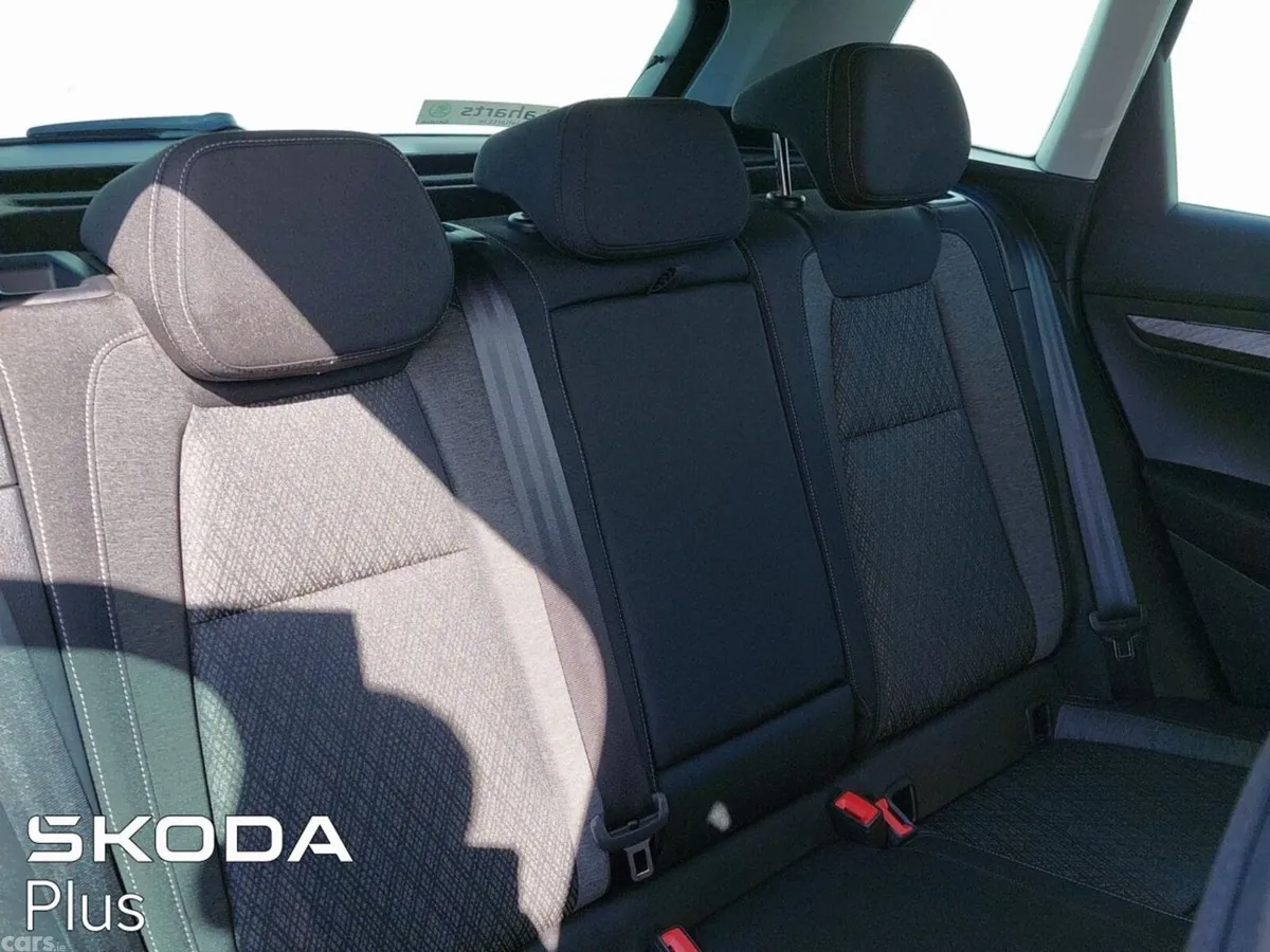 Skoda Karoq SUV, Diesel, 2024, Grey