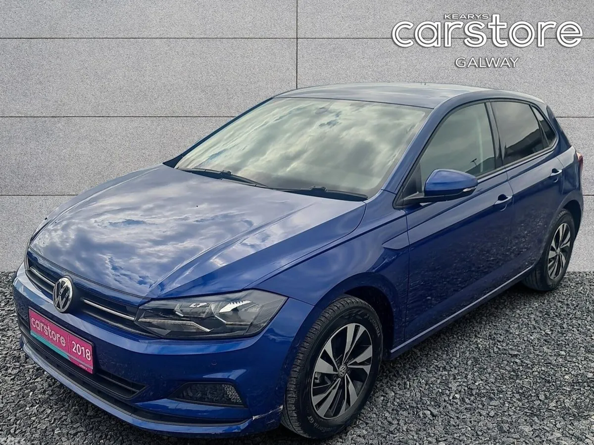 Volkswagen Polo Hatchback, Petrol, 2018, Blue