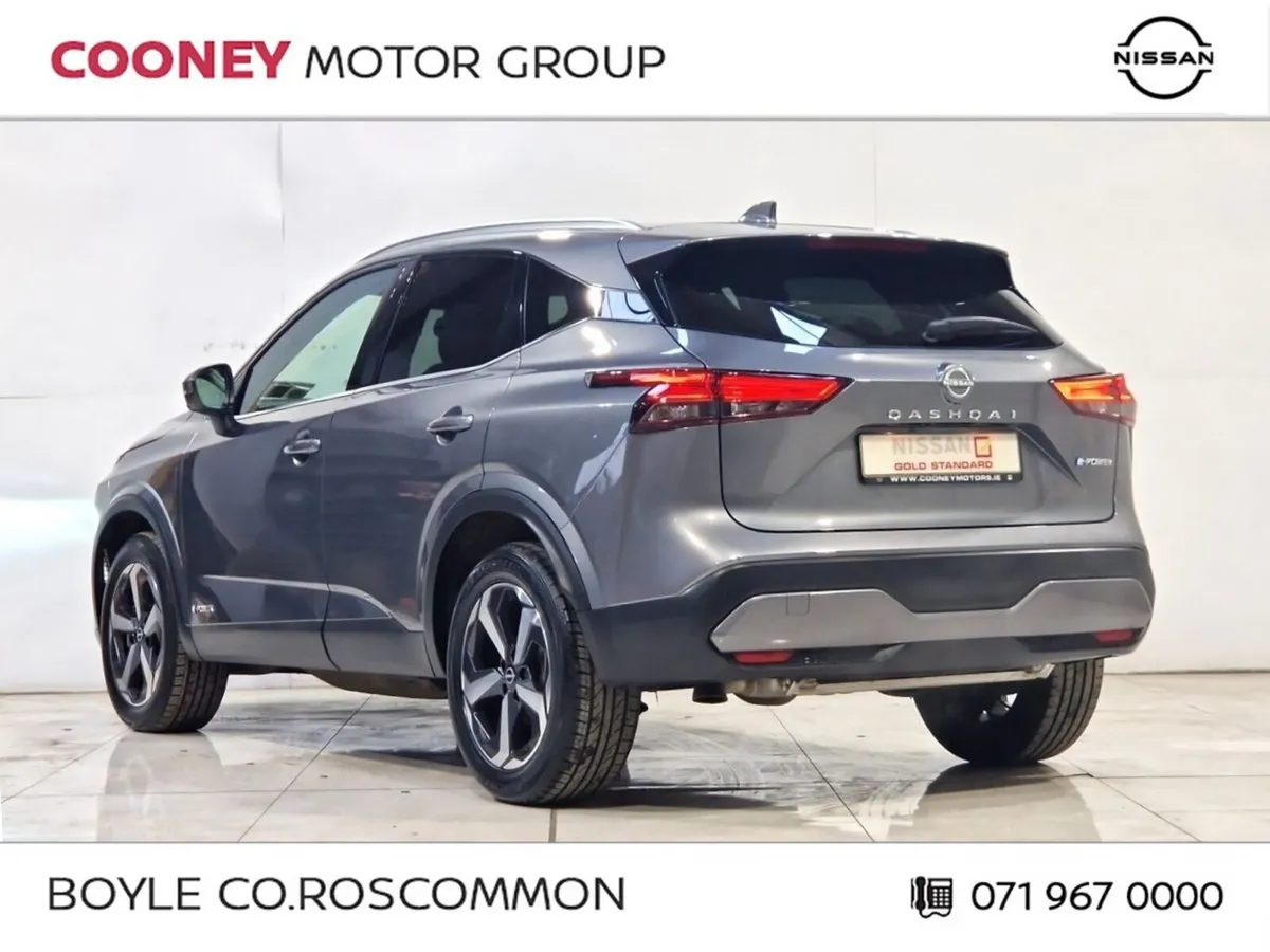 Nissan Qashqai MPV, Petrol Hybrid, 2023, Grey