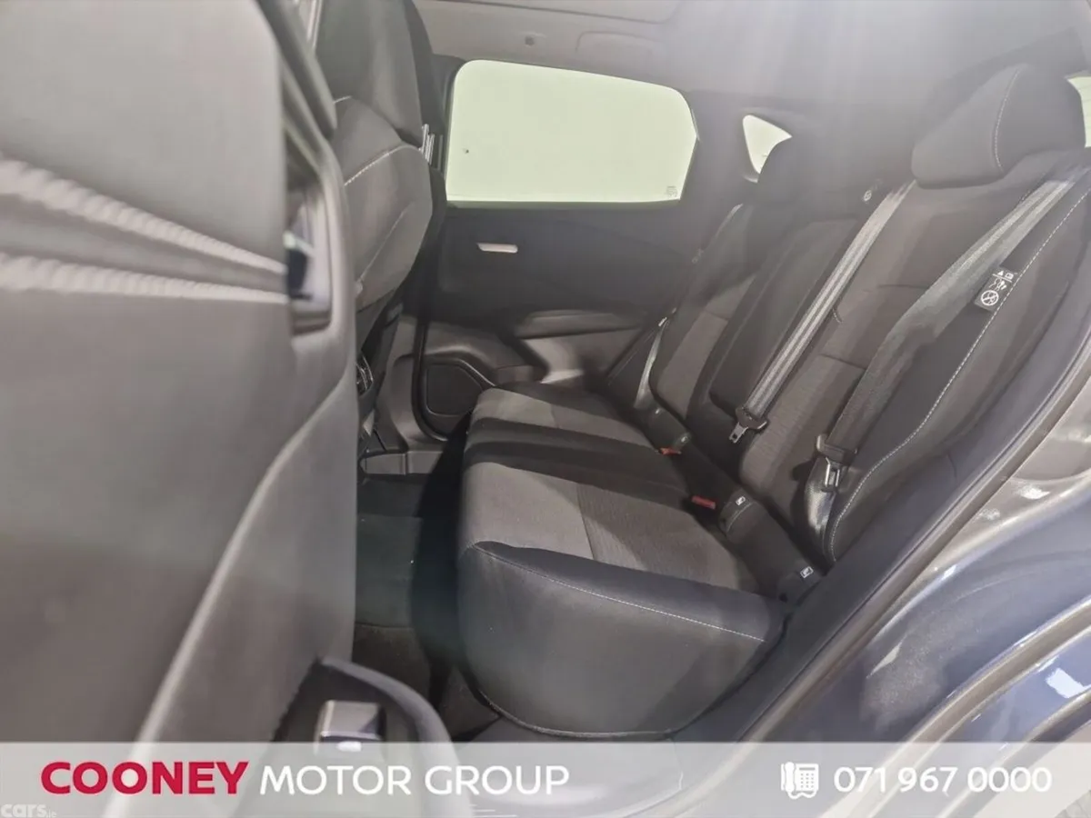 Nissan Qashqai MPV, Petrol Hybrid, 2023, Grey