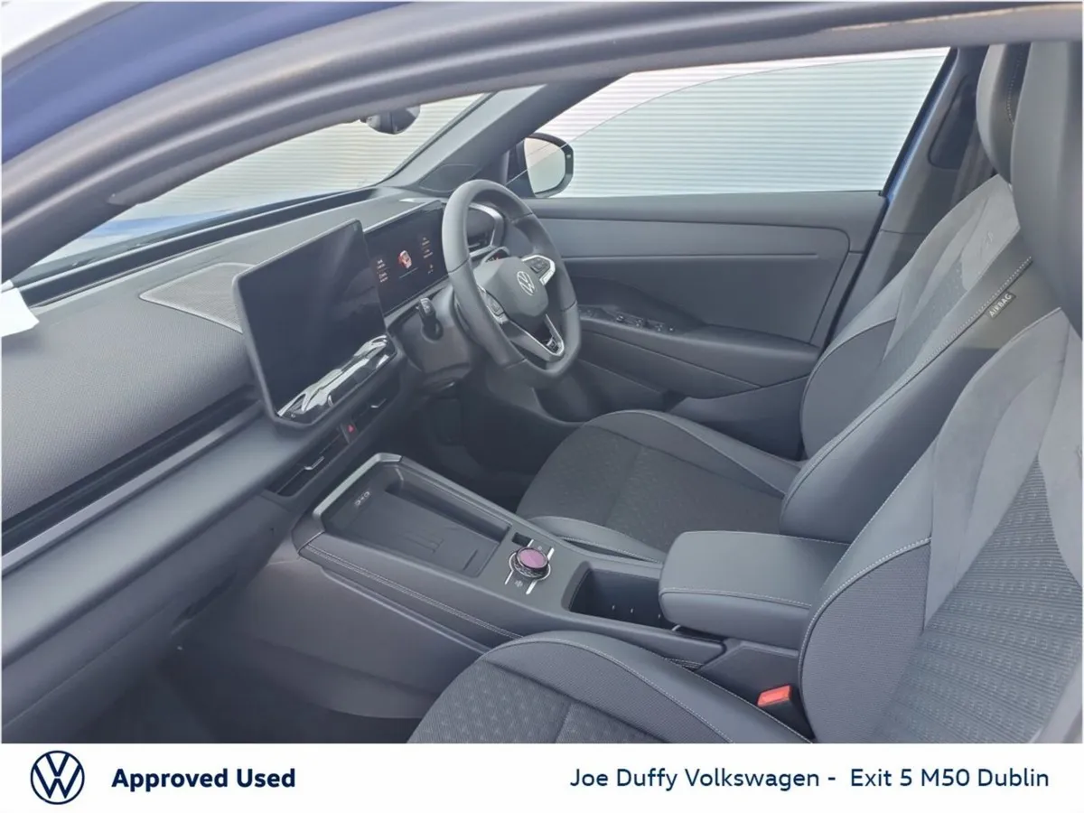 Volkswagen T-Roc SUV, Petrol, 2026, Blue