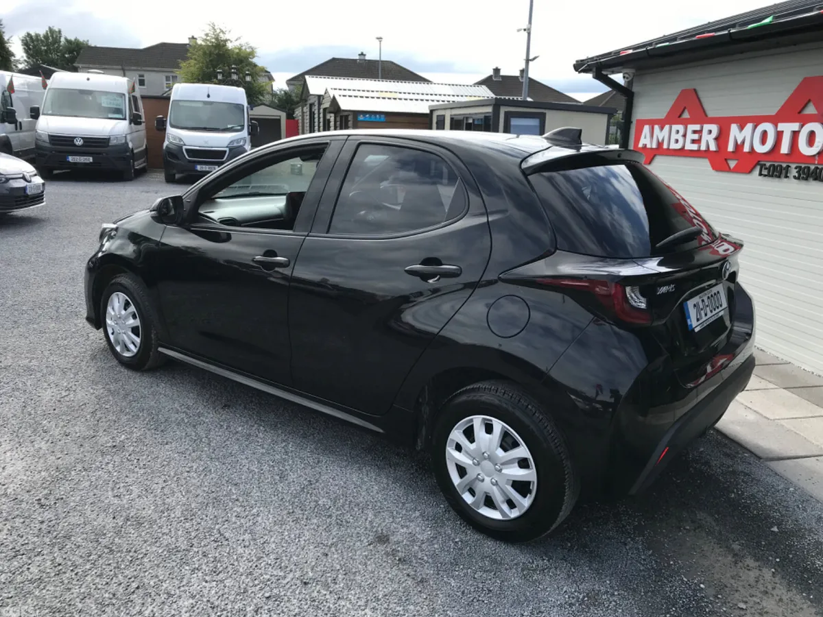 Toyota Yaris Hatchback, Petrol, 2021, Black