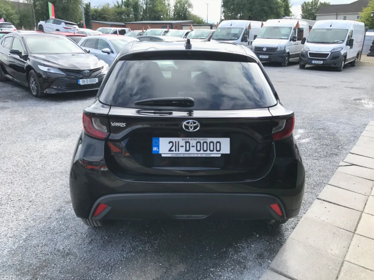 Toyota Yaris Hatchback, Petrol, 2021, Black