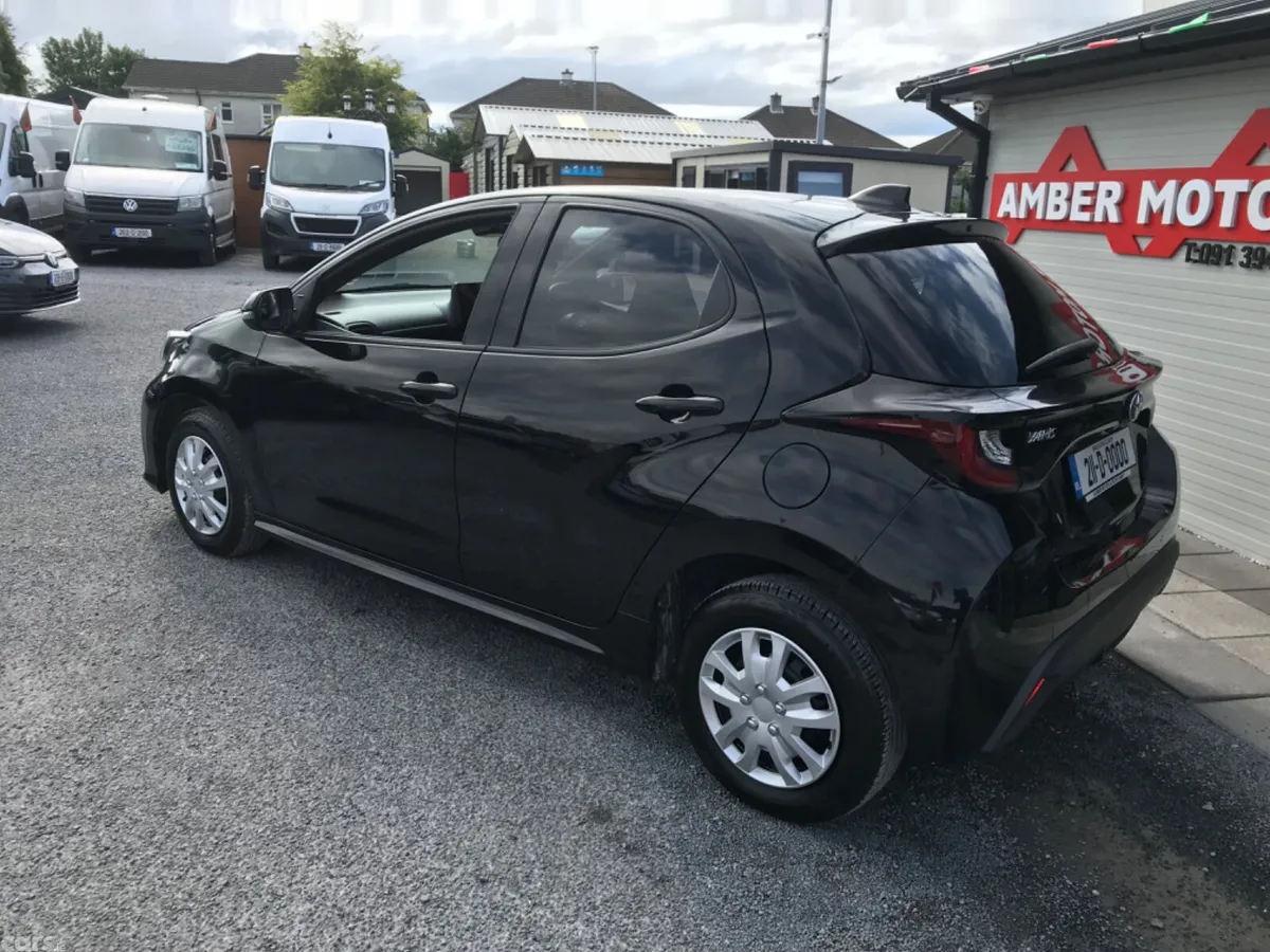 Toyota Yaris Hatchback, Petrol, 2021, Black