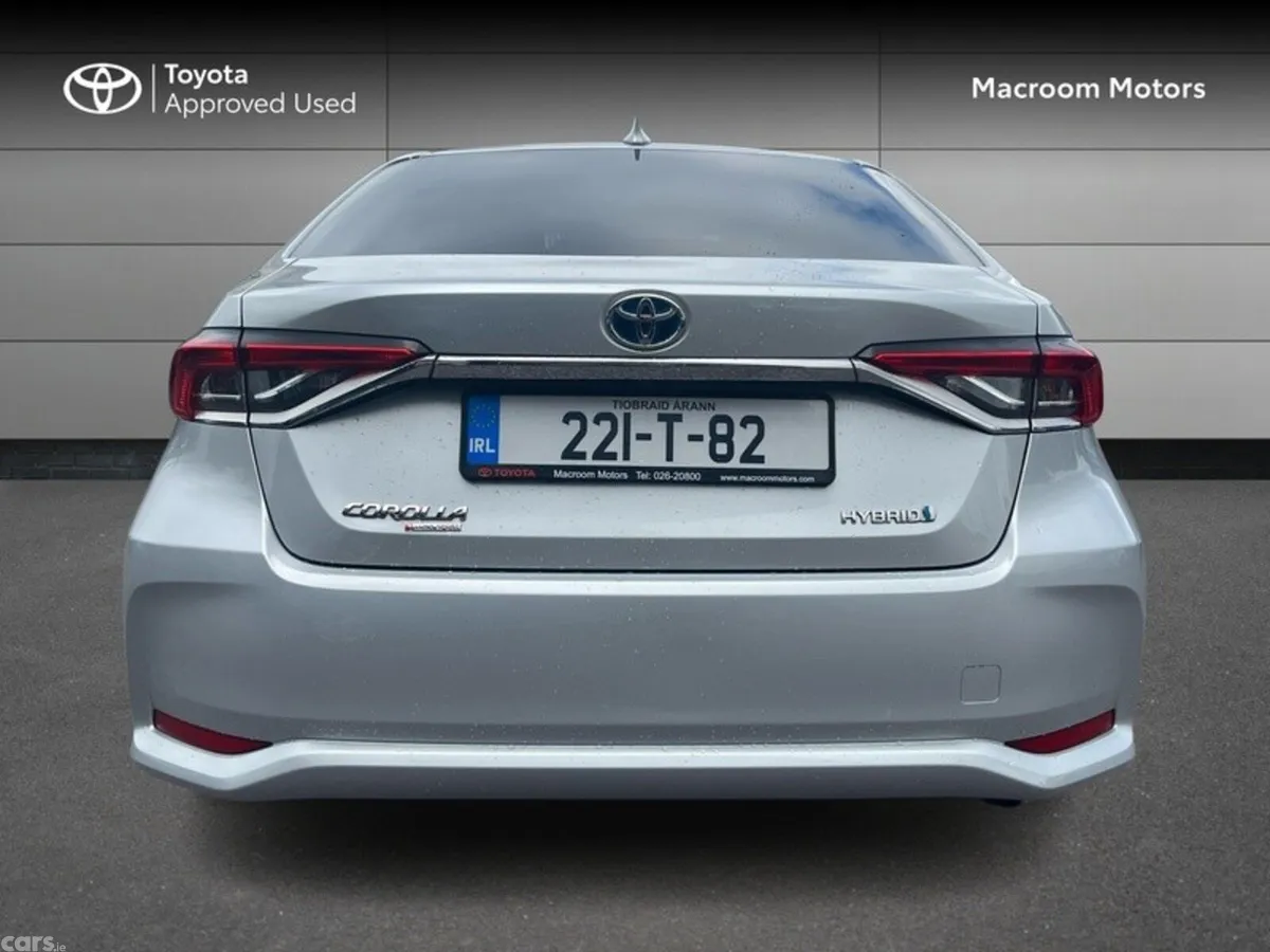 Toyota Corolla Saloon, Petrol Hybrid, 2022, Grey
