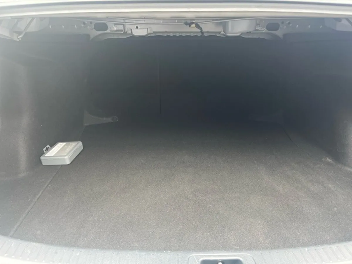 Toyota Corolla Saloon, Petrol Hybrid, 2022, Grey