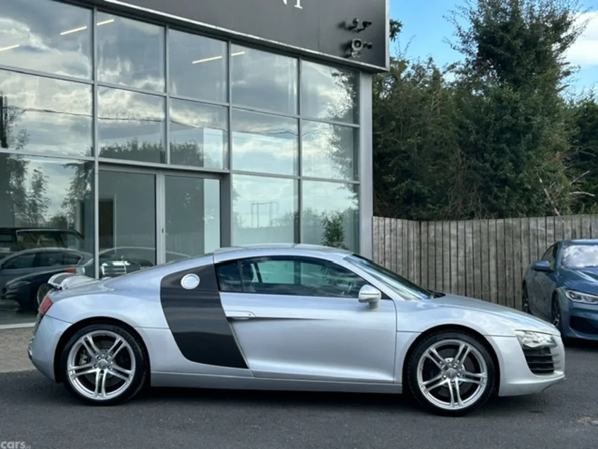 Audi R8 Coupe, Petrol, 2007, Silver