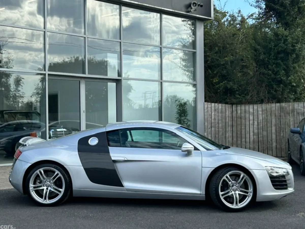 Audi R8 Coupe, Petrol, 2007, Silver