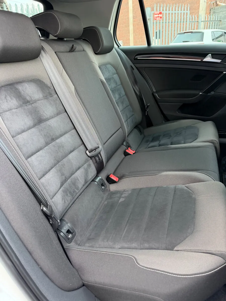 Volkswagen Golf Hatchback, Petrol, 2015, White