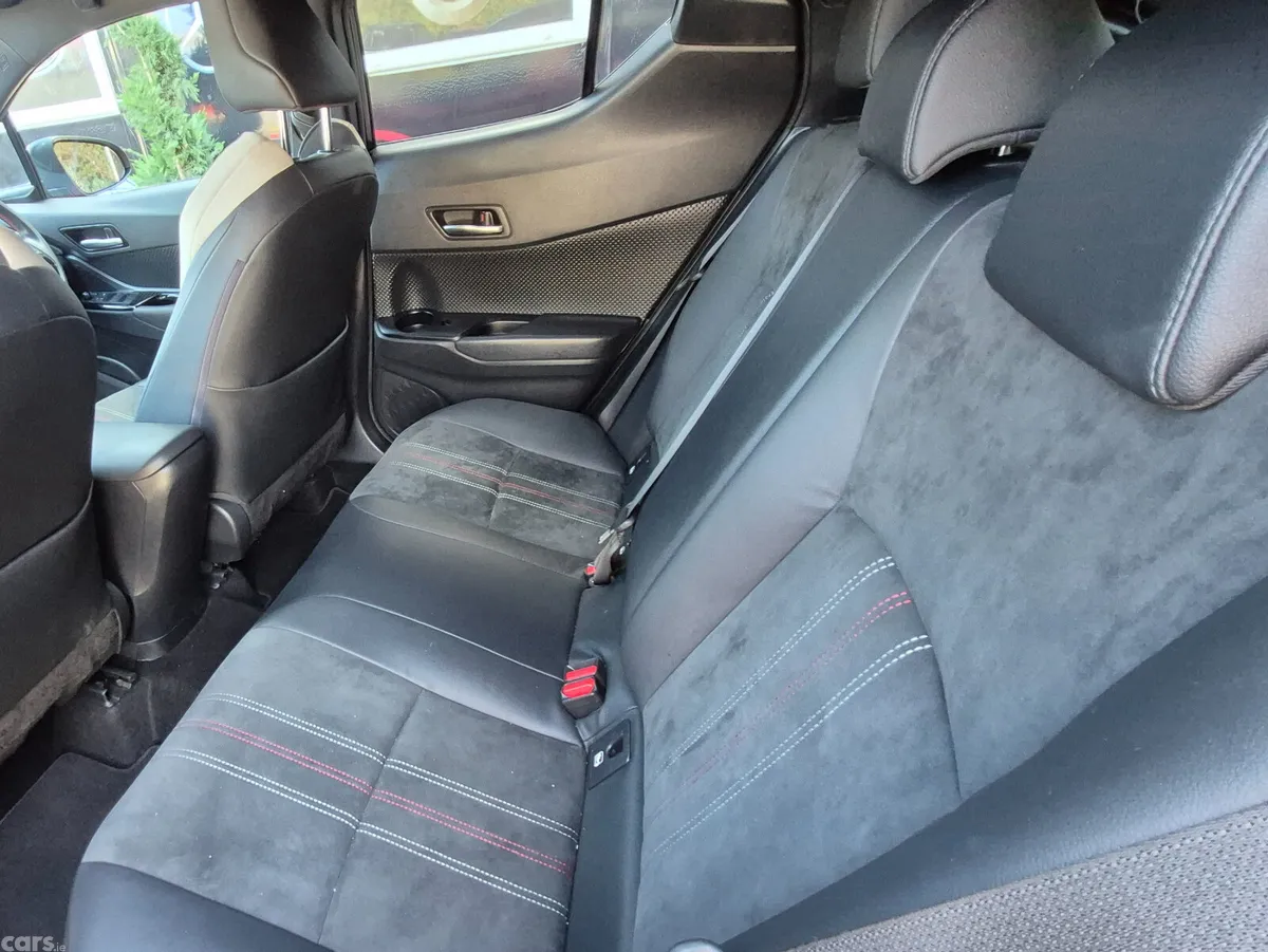 Toyota C-HR Hatchback, Petrol Hybrid, 2022, Red