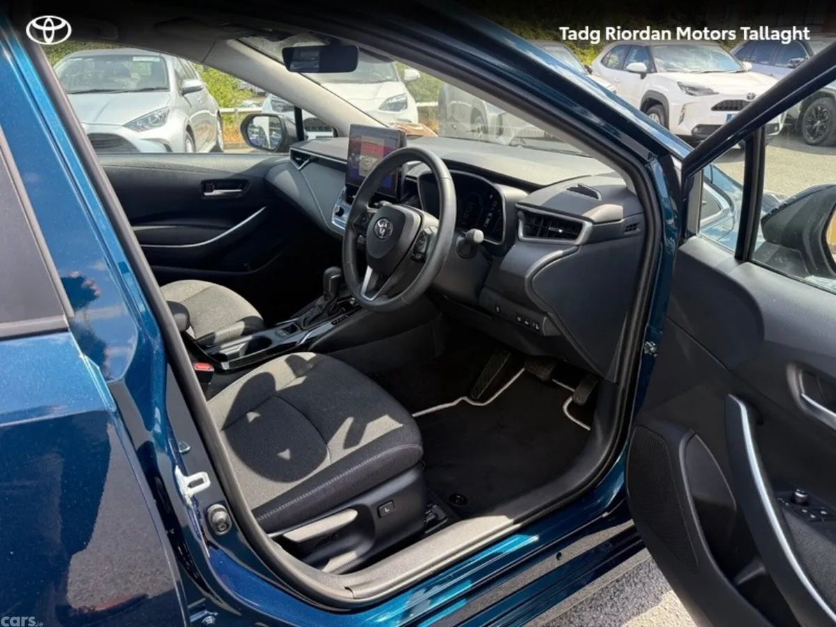 Toyota Corolla Saloon, Petrol Hybrid, 2026, Blue
