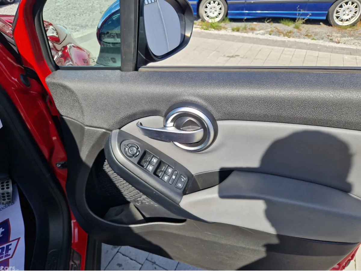 Fiat 500X Hatchback, Petrol, 2017, Red
