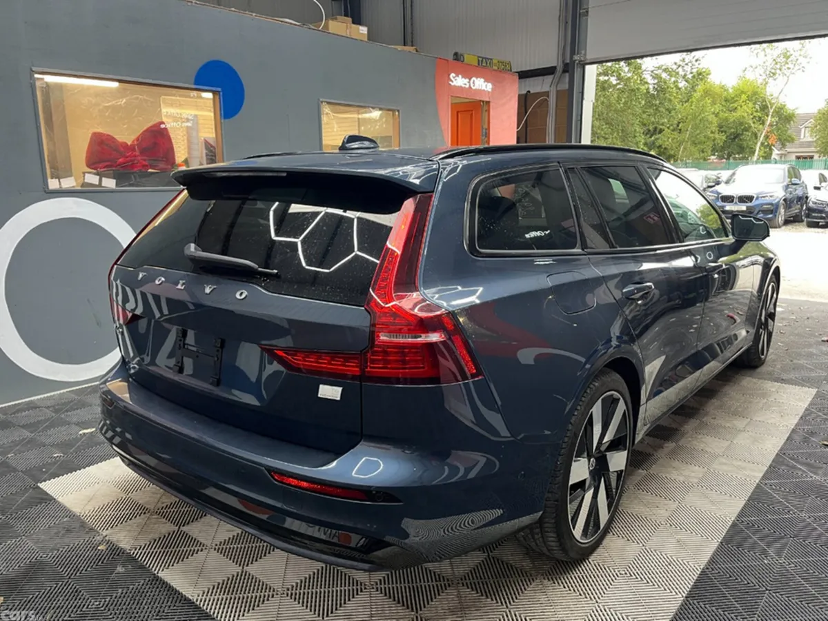 Volvo V60 Estate, Petrol Plug-in Hybrid, 2024, Grey