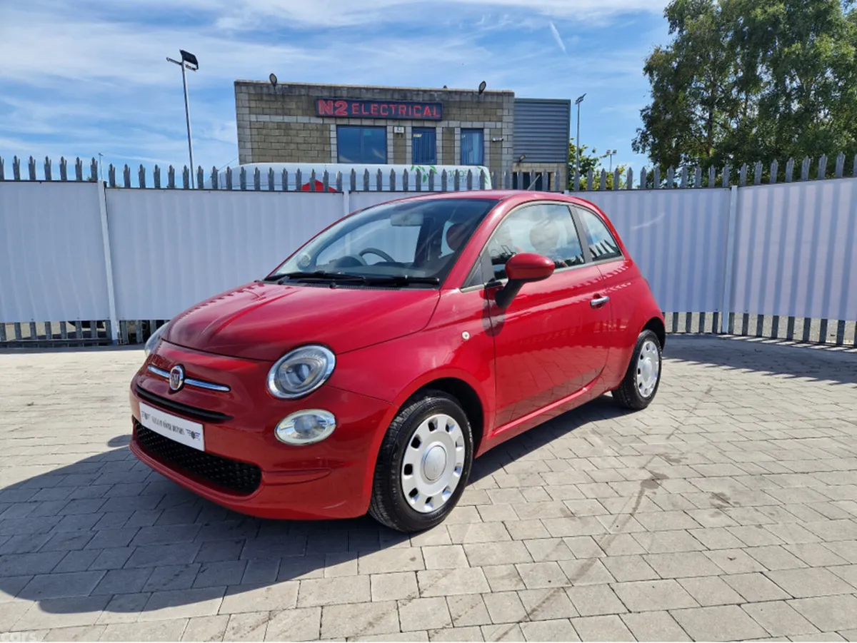 Fiat 500 Hatchback, Petrol, 2017, Red