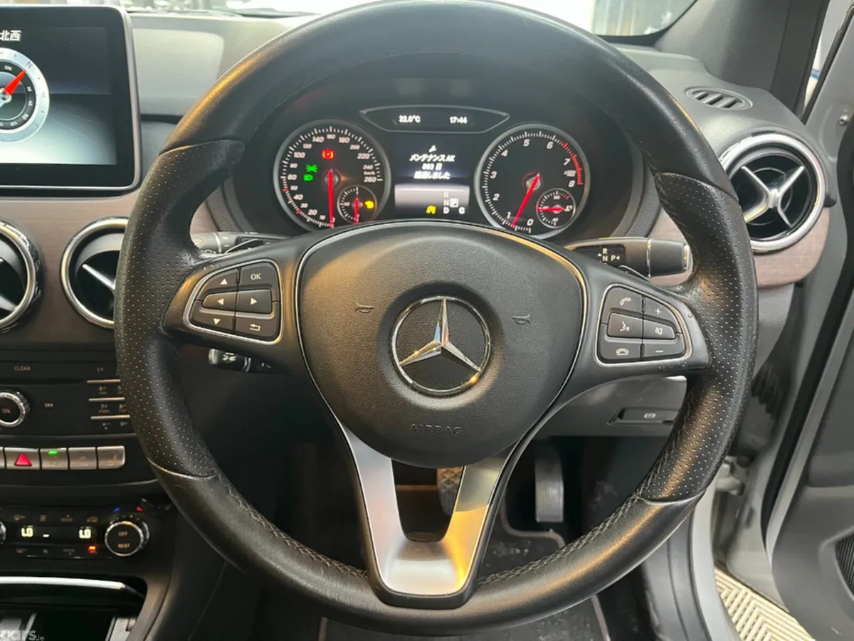 Mercedes-Benz B-Class Estate, Petrol, 2016, Silver