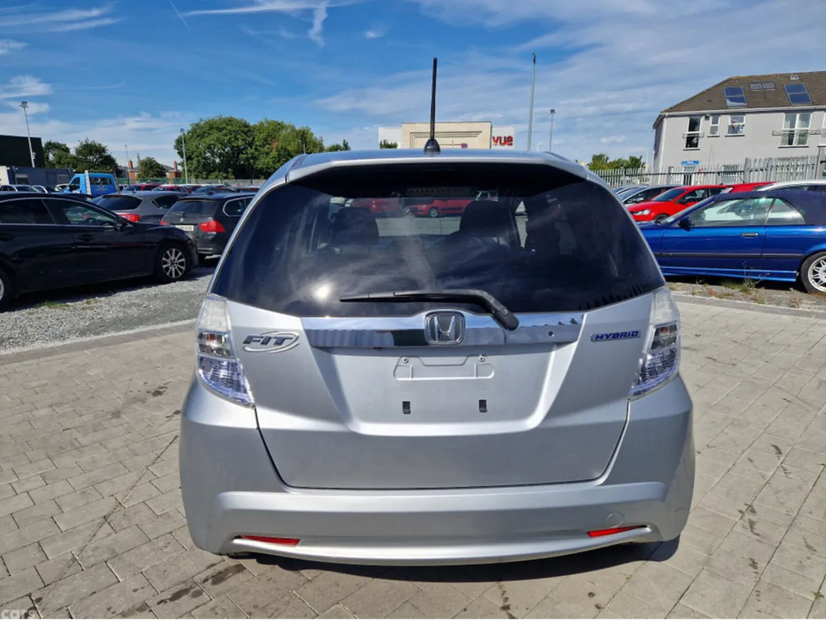 Honda Fit Hatchback, Petrol Hybrid, 2013, Silver