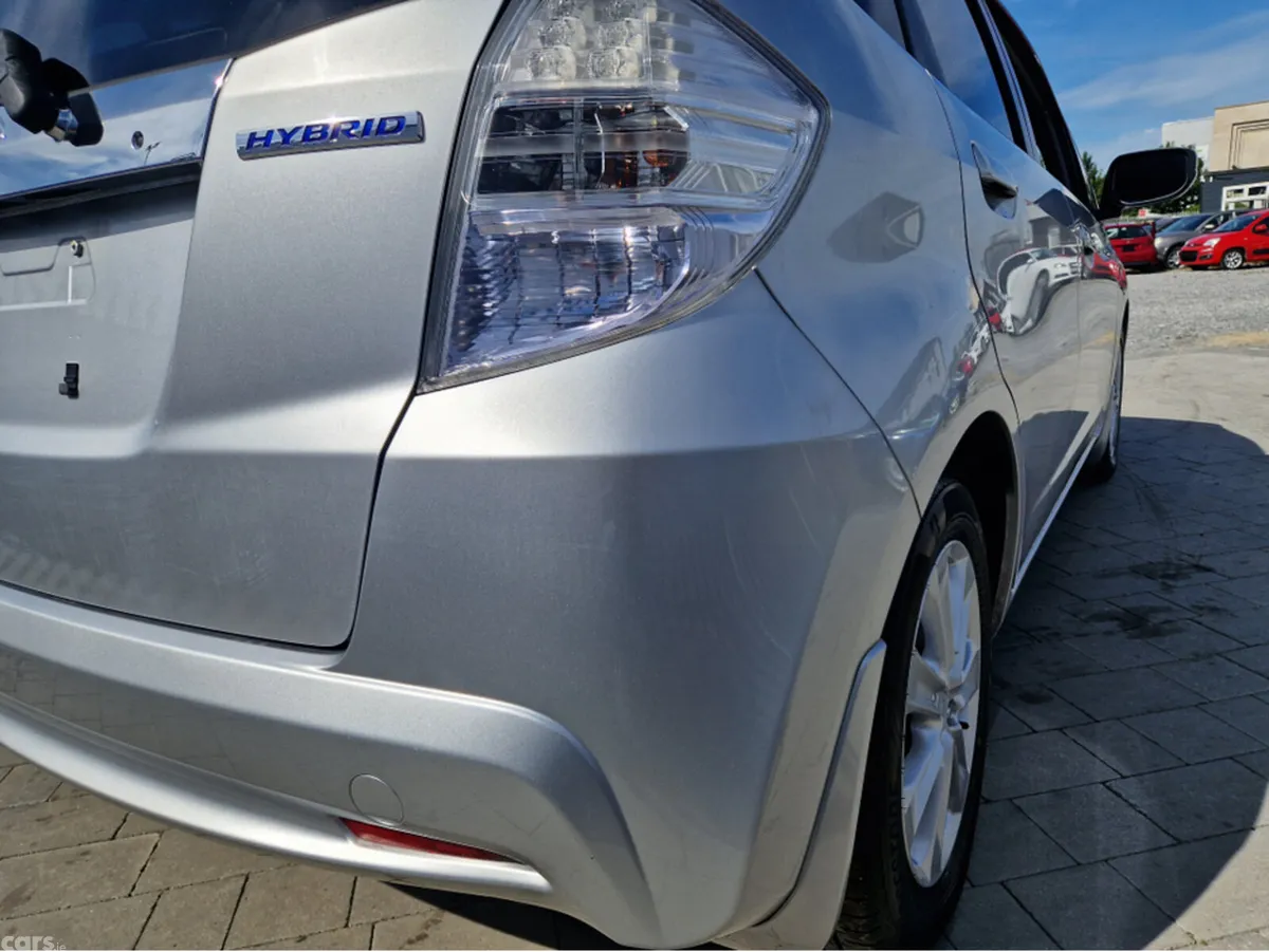 Honda Fit Hatchback, Petrol Hybrid, 2013, Silver