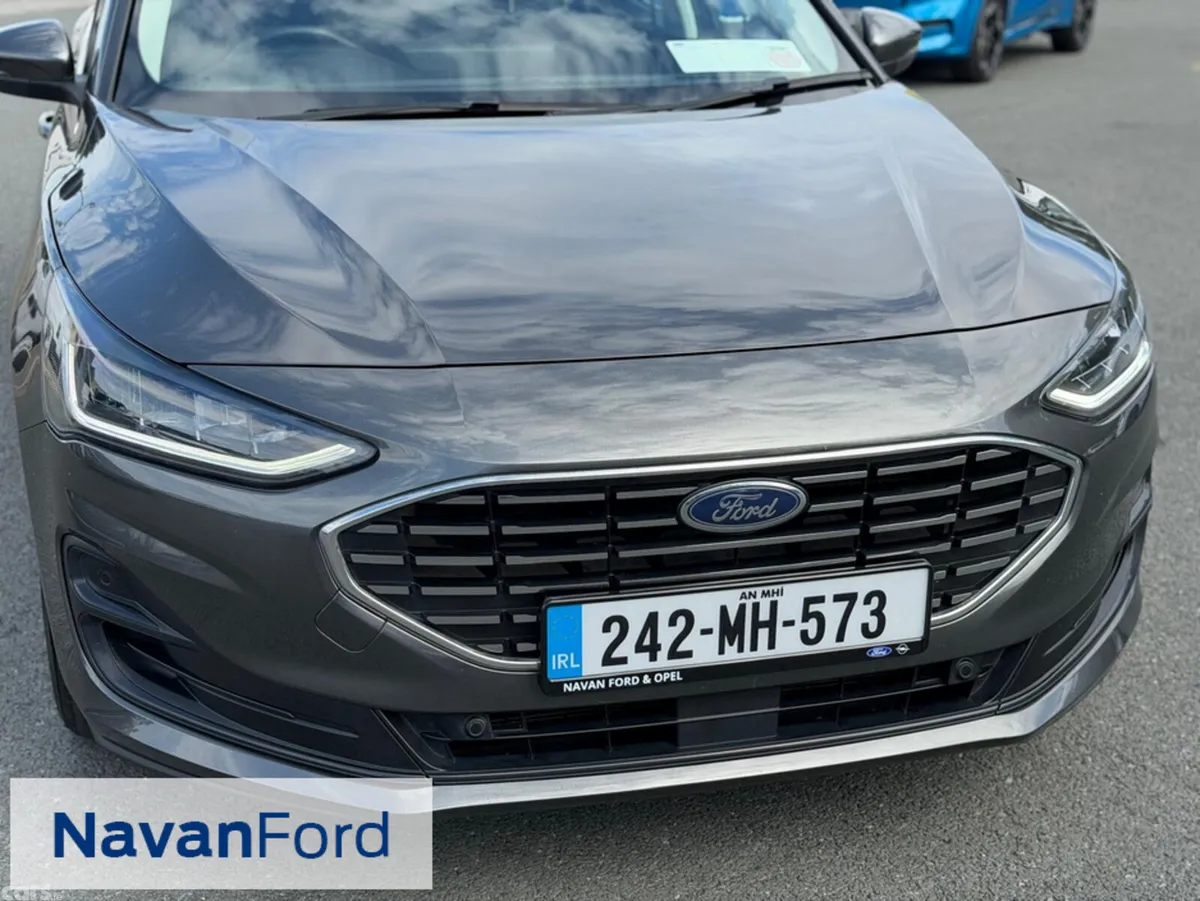 Ford Focus Hatchback, Diesel, 2024, Grey