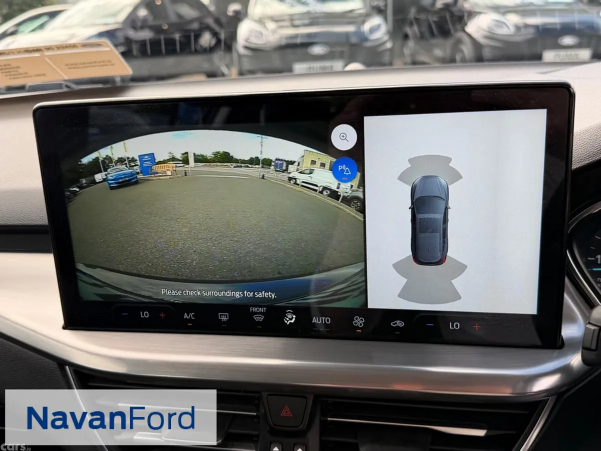 Ford Focus Hatchback, Diesel, 2024, Grey