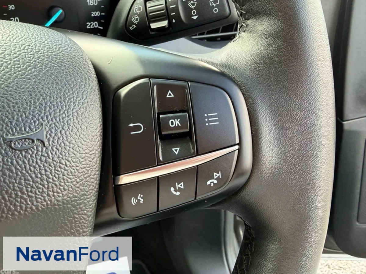 Ford Focus Hatchback, Diesel, 2024, Grey