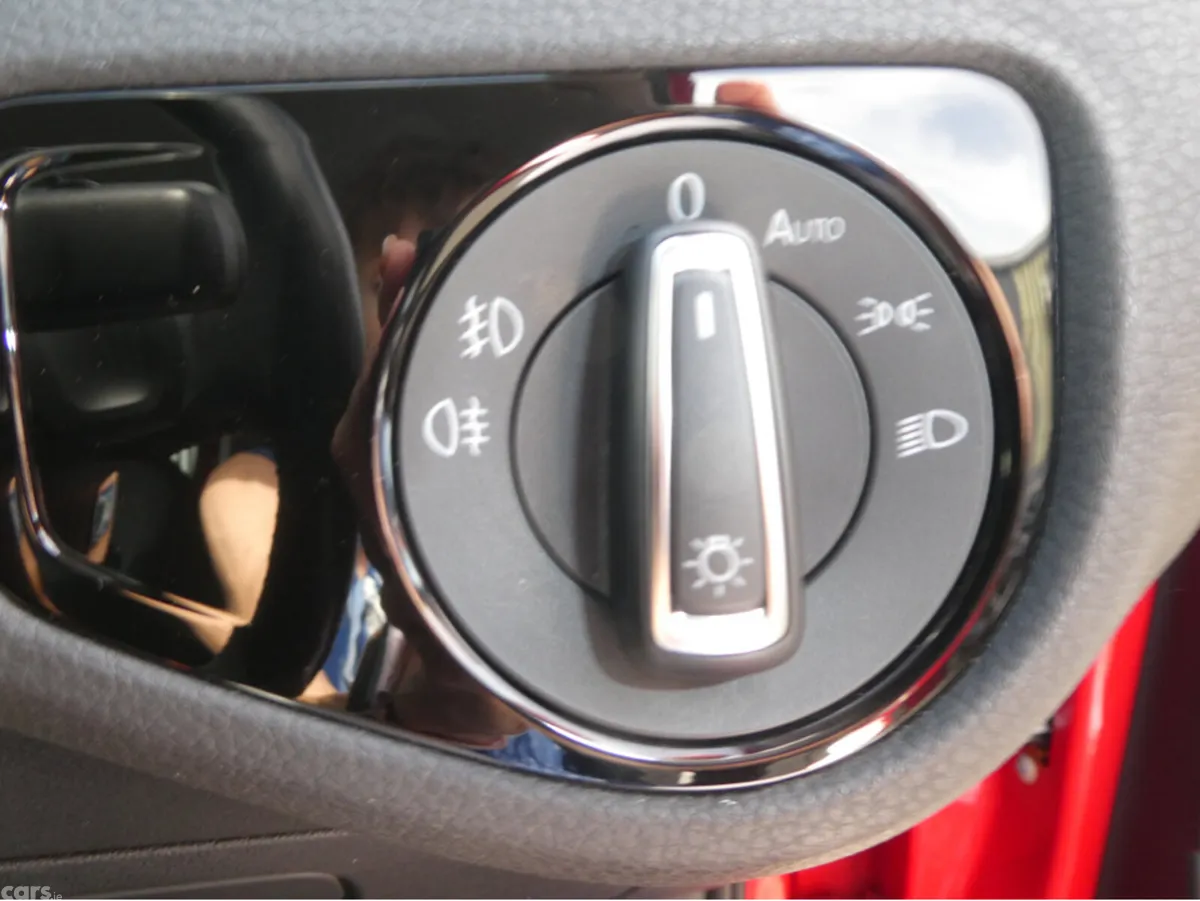 Volkswagen Golf Hatchback, Petrol, 2016, Red