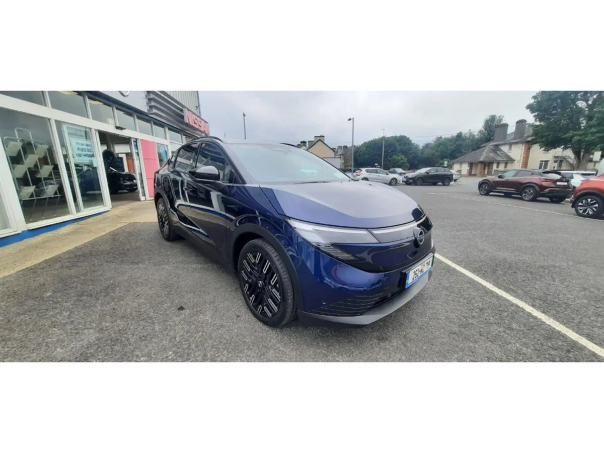 Nissan Leaf Hatchback, Electric, 2026, Blue
