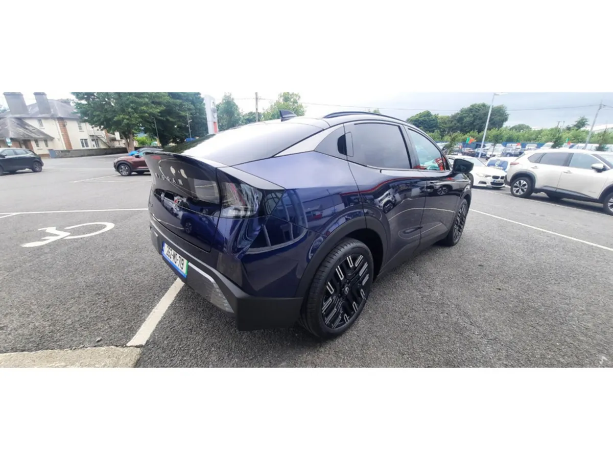 Nissan Leaf Hatchback, Electric, 2026, Blue