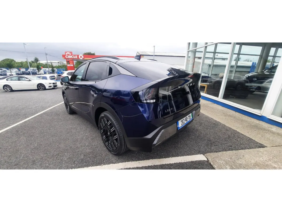 Nissan Leaf Hatchback, Electric, 2026, Blue