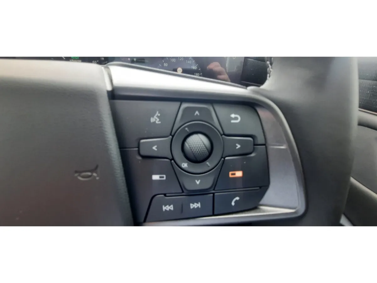 Nissan Leaf Hatchback, Electric, 2026, Blue