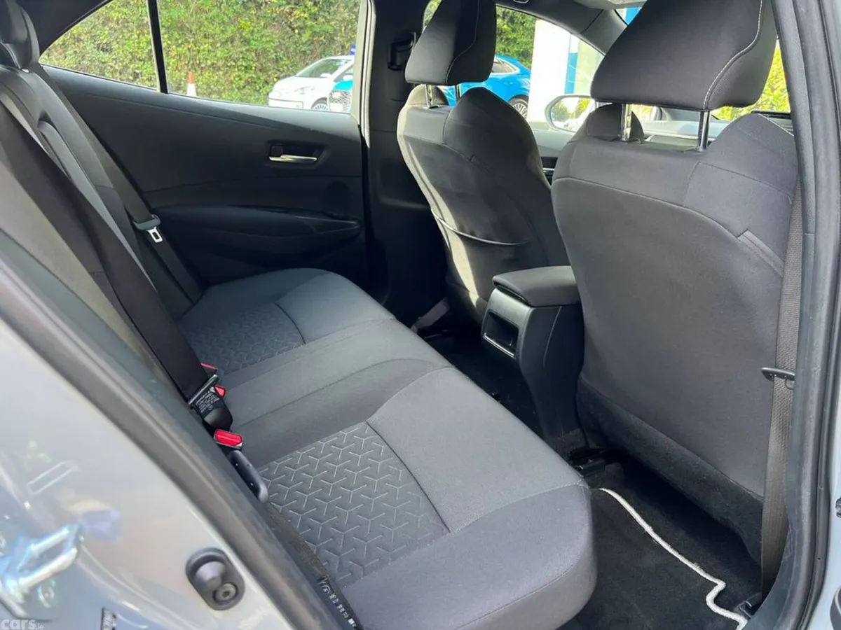 Toyota Corolla Hatchback, Petrol Hybrid, 2022, Grey
