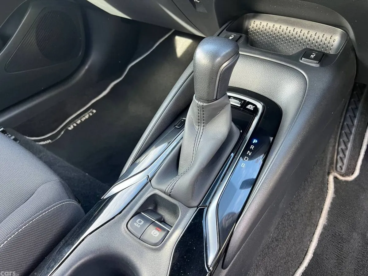 Toyota Corolla Hatchback, Petrol Hybrid, 2022, Grey