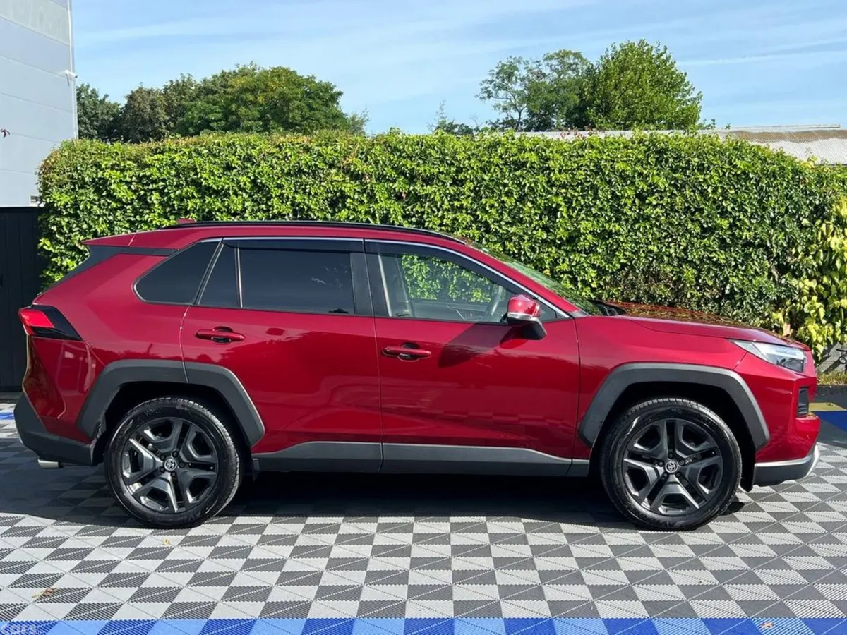 Toyota RAV4 SUV, Petrol Hybrid, 2023, Red