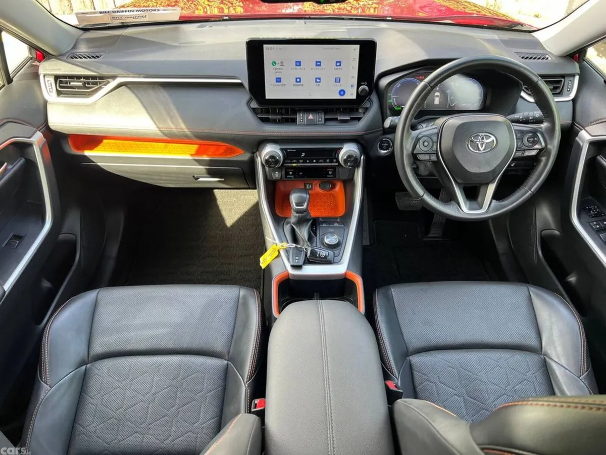 Toyota RAV4 SUV, Petrol Hybrid, 2023, Red